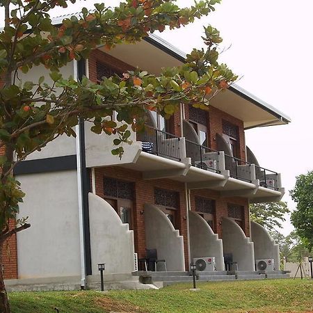 Welimaluwa Resort Sigiriya Kibissa Bagian luar foto